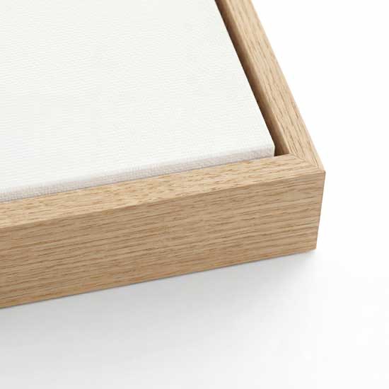 Natural Oak — frame corner detail